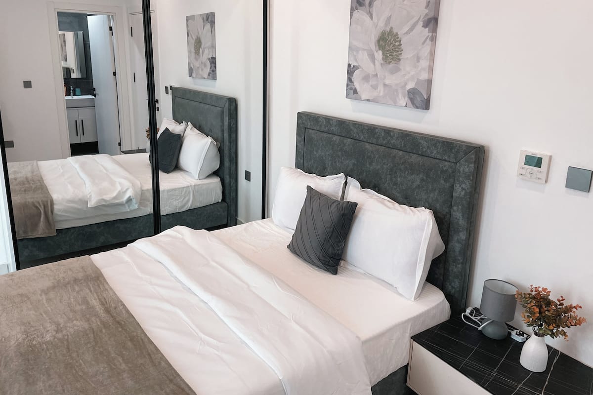Family Apartment, Balcony, City View | Desk, laptop workspace, iron/ironing board, free WiFi