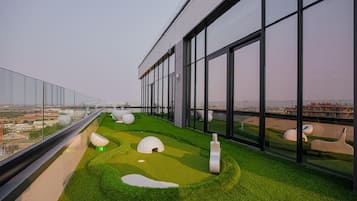 สแตนดาร์ดสตูดิโอ, วิวเมือง | ลานระเบียง/นอกชาน