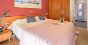 4 habitaciones y wifi gratis 
