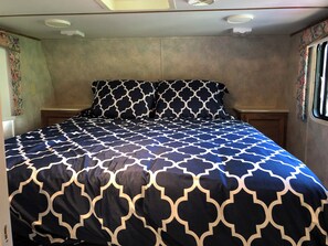 1 غرفة نوم وملاءات أسرّة