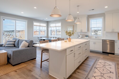 New Luxury Condo in Douglas w/Water Views