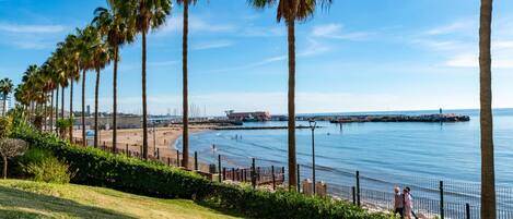 På stranden, badehåndklæder