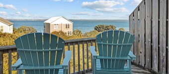 Sounds Heavenly in Emerald Isle Has Sound and Ocean Views