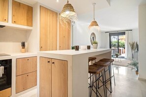 Fridge, microwave, oven, stovetop - RDR463-Embrace Coastal Bliss in La Cala de Mijas (La Cala de Mijas)