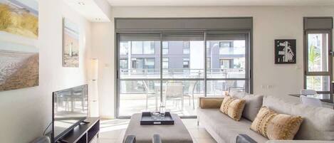 Televisión y oficina
