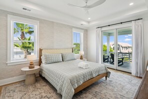 5 slaapkamers, een strijkplank/strijkijzer, wifi, beddengoed