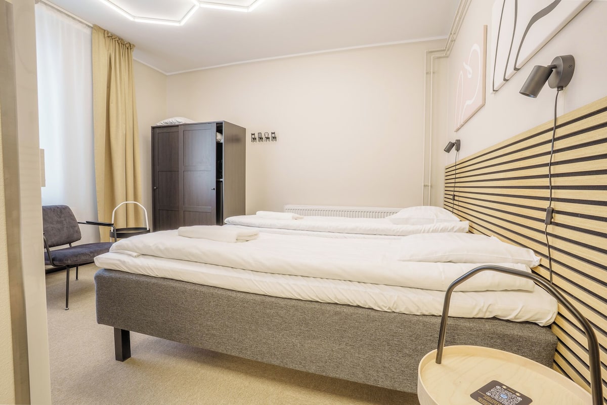 Deluxe Double Room | In-room safe, soundproofing, free WiFi