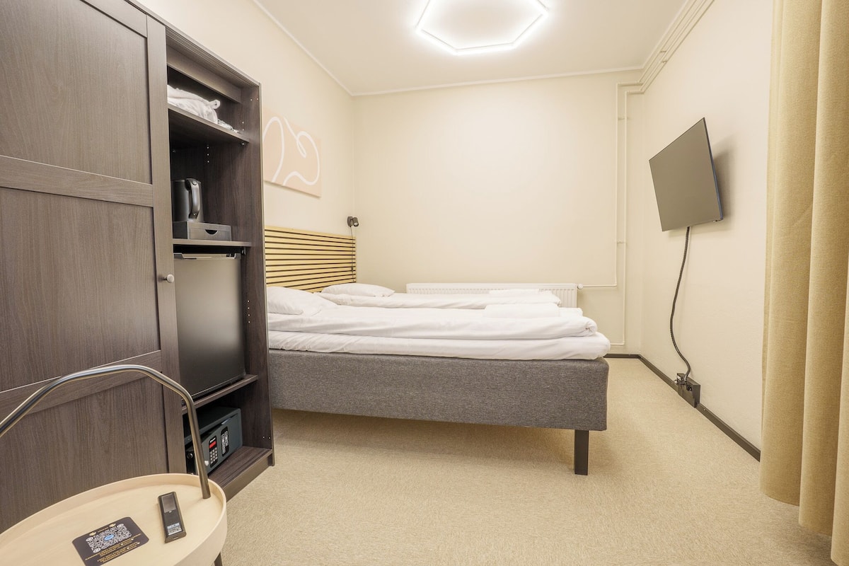 Deluxe Double Room | In-room safe, soundproofing, free WiFi