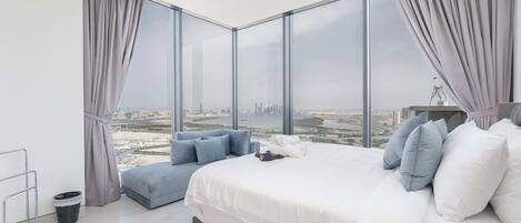 2 bedrooms, iron/ironing board, WiFi