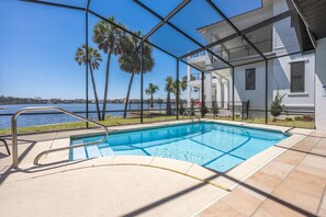 Pool - Lakefront, Private Pool, Walk to Beach, Water View, Golf Cart Options (Destin)