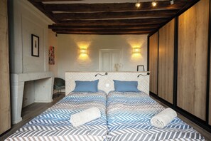 5 chambres, fer et planche Ă repasser, Wi-Fi, draps fournis