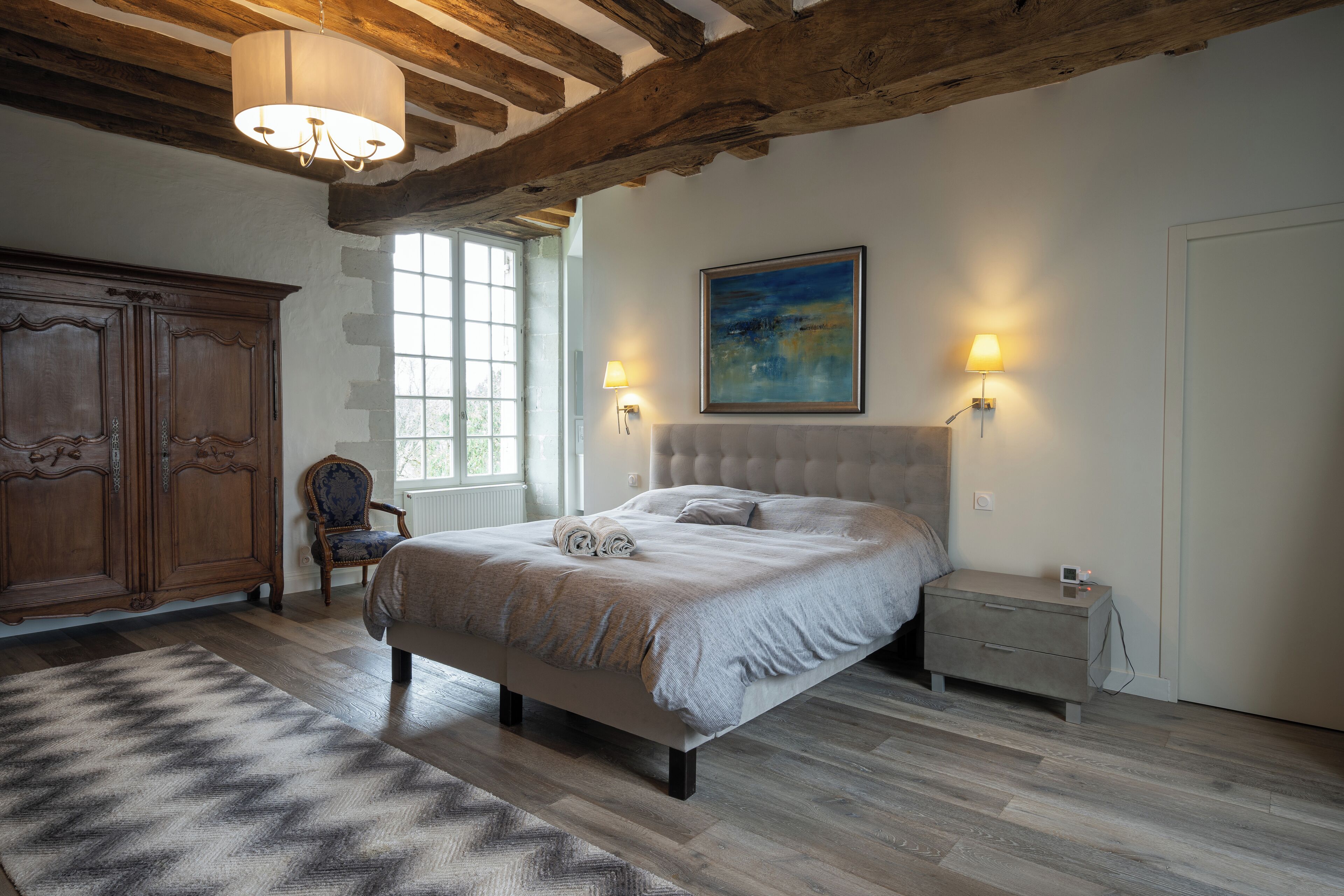 5 slaapkamers, een strijkplank/strijkijzer, wifi, beddengoed