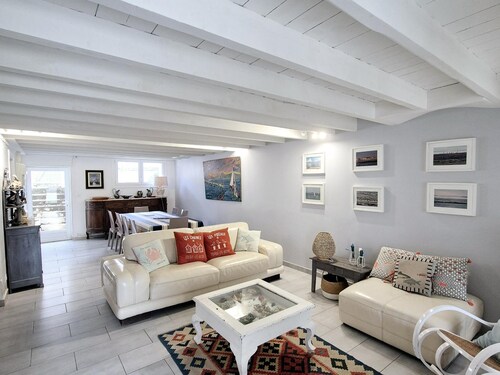 Spacious family home in the center of town - 10/12 pers.