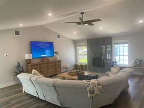 TV connectée, cheminée
