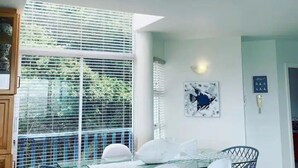 Unclassified image, 3 of 12, button - Beachfront Bliss in Ballito - 3 Bedroom Apartment (Ballito)