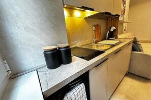 Interior - Marquise Suite: Canzio Room (Genova)