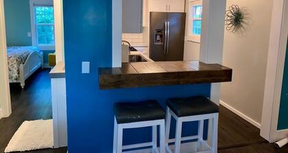 Walkable Bellaire Home, Fenced Yard for Pets