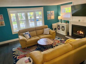 電視、壁爐、 辦公室