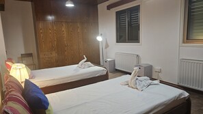 3 bedrooms, soundproofing - 39 EGM - Stay Uptown Apartment (Egkomi)