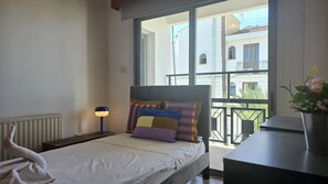 3 bedrooms, soundproofing - 39 EGM - Stay Uptown Apartment (Egkomi)