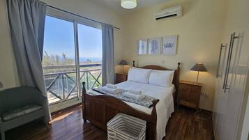 3 bedrooms, soundproofing