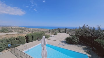 3 bedrooms, soundproofing