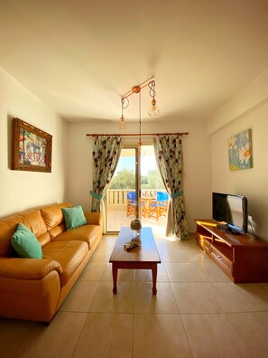 Apartment | 2 bedrooms - 43 MND - Stay Meadow Vista Apartment (Mandria)