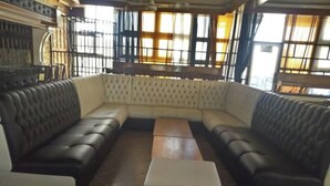 Restaurant - The Folks Inn Hotel (Mombasa)