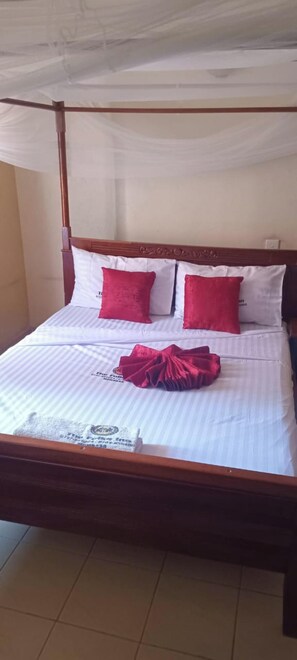 Egyptian cotton sheets, premium bedding, memory foam beds, desk