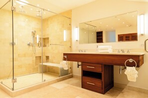 Deluxe Loft, 1 Katil Raja (King) dengan Katil Sofa, Park View, Executive Level | Bilik Mandi | Pancuran mandi, hulu semburan mandi hujan 