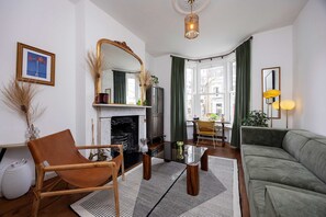 Nhà | 4 phòng ngủ, truy cập Internet tốc độ cao