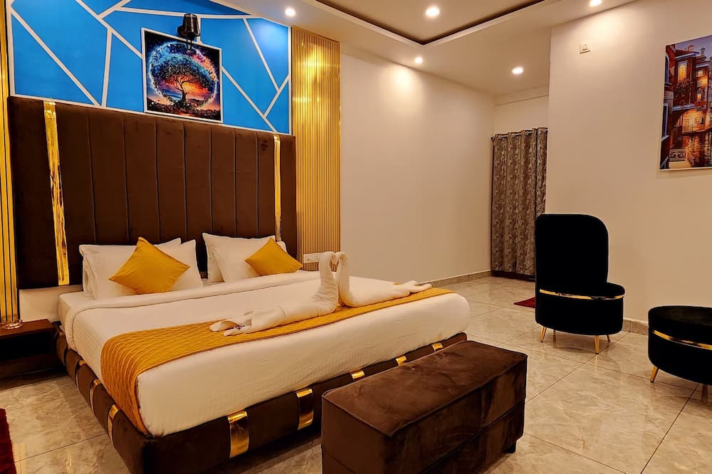 The Sky Hotel