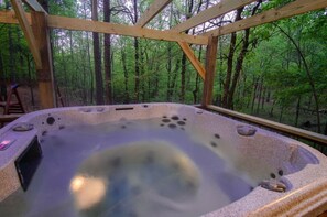 Bain à remous extérieur