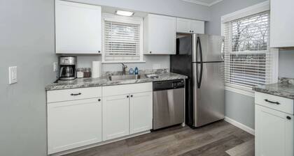 Kenwood Keys Suites for 12!