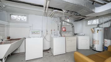 Kondominium, Beberapa Tempat Tidur, dapur, pemandangan kebun (Kenwood Keys Suites) | Interior