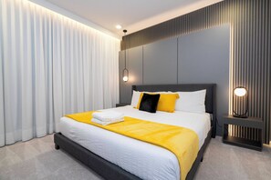 9 bedrooms, iron/ironing board, WiFi, bed sheets