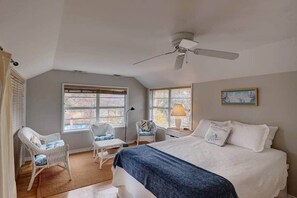 7 dormitorios, tabla de planchar con plancha, Internet y ropa de cama