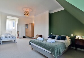 3 Schlafzimmer, Bügeleisen/Bügelbrett, kostenloses WLAN