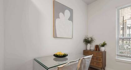 Bridge Park Luxe Studio for 2!