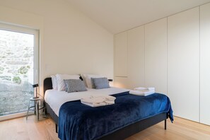 2 Schlafzimmer, schallisolierte Zimmer