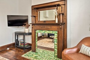 Townhome, 2 Queen Beds, Kitchen, Garden View (German Charm 1) | Living area | 42-inch flat-screen TV with digital channels - German Charm 1 Beautiful Home! (Columbus)