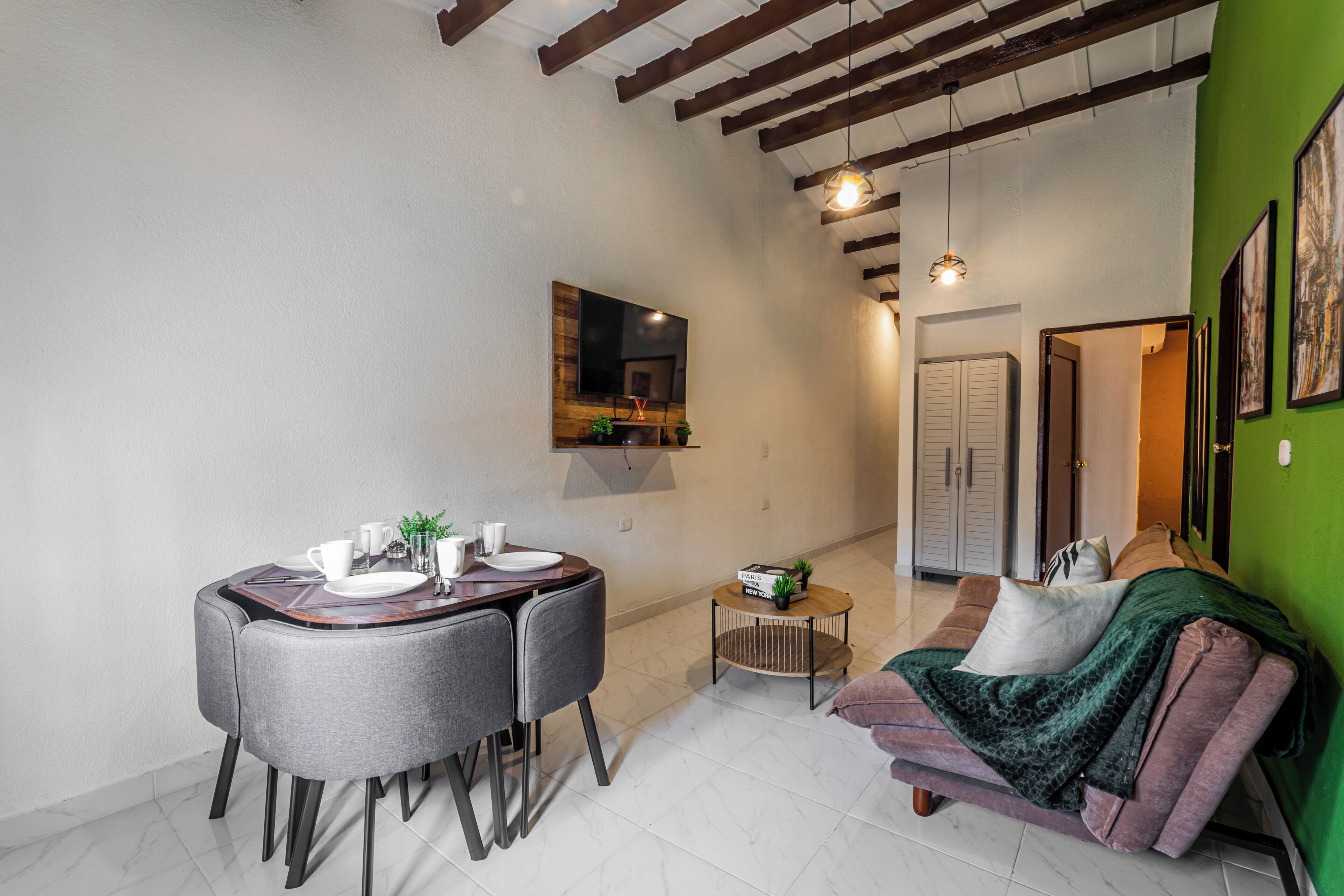 Apto Moderno 2br En Ciudad Amurallada  Ubicación Top, Wifi, Ac Y Agua Caliente - Cartagena