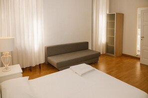 Free WiFi - dHomes - Apartments and Rooms - Room 104 (Milan)