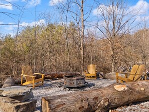 Property grounds - Lake Cumberland Cedar Hideaway (Burnside)