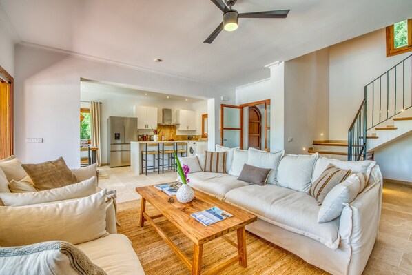 House | Living room