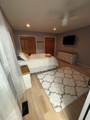 3 bedrooms, free WiFi, bed sheets