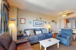 TV - 6th floor water view condo w/private balcony, pool, hot tub, close to beach (North Myrtle Beach)