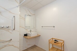 Shower, hair dryer, towels - GuestReady - Cozy flat in Valencia (Valencia)