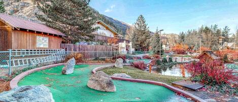 المنطقة المحيطة بالمنشأة