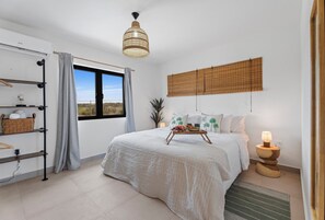 3 bedrooms, iron/ironing board, travel cot, free WiFi